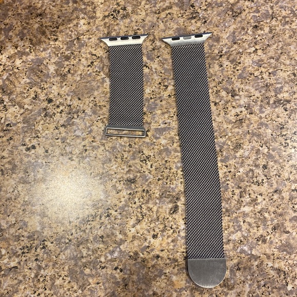 Press Play Stainless Steel Apple Watch Mesh Strap - Picture 3 of 11